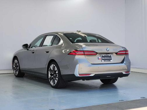 Gray Metallic 2026 BMW 530 i