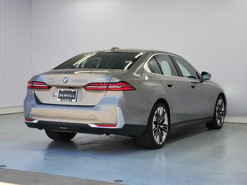 Gray Metallic 2026 BMW 530 i