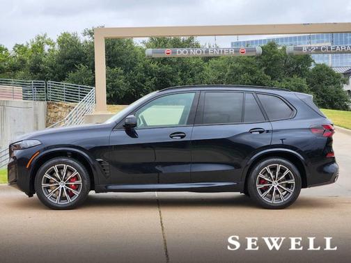 Carbon Black Metallic 2026 BMW X5 xDrive40i