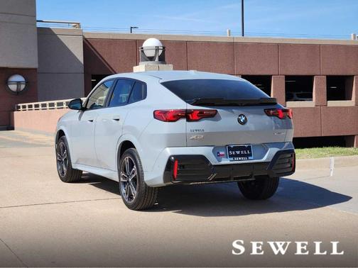 2026 BMW X2 xDrive28i