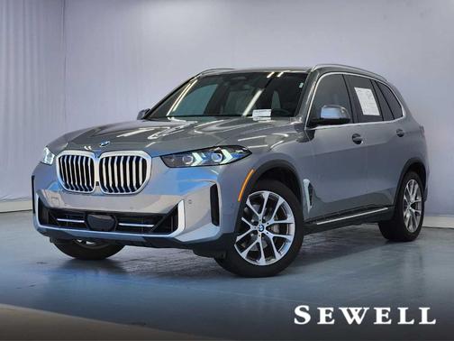 Gray Metallic 2024 BMW X5 xDrive40i