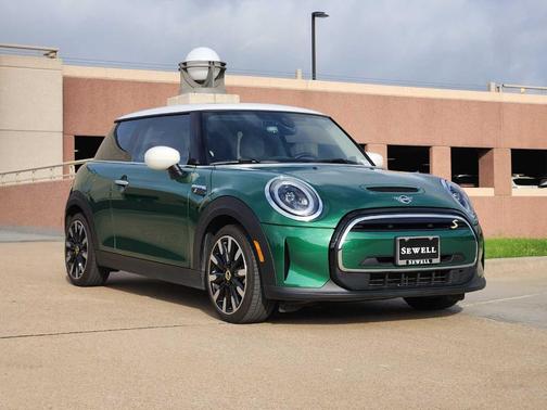 2024 MINI SE Hardtop Cooper