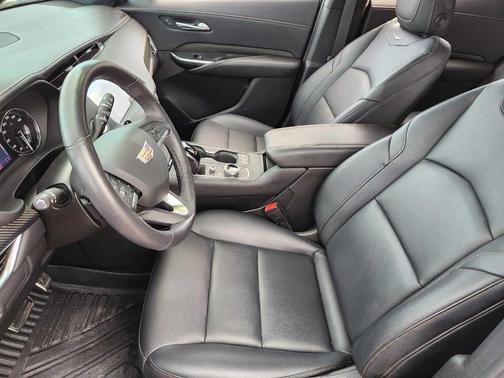 2022 Cadillac XT4 Sport