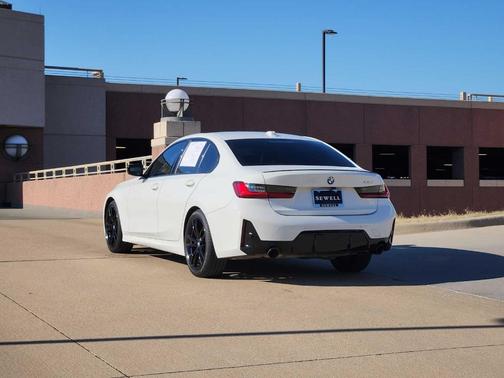 2023 BMW 330 i