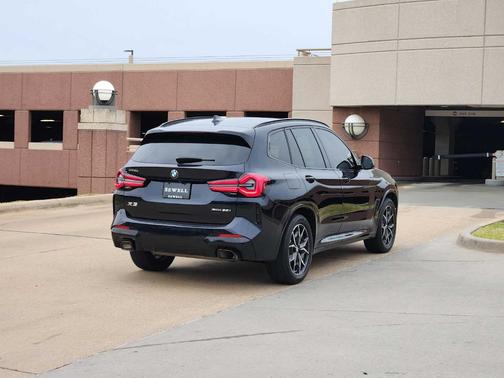 2023 BMW X3 xDrive30i