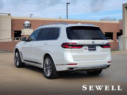 2026 BMW X7 xDrive40i