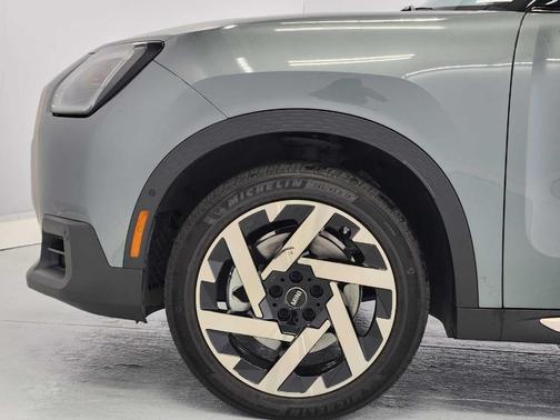 2025 MINI Countryman S