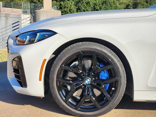 2025 BMW M440 i
