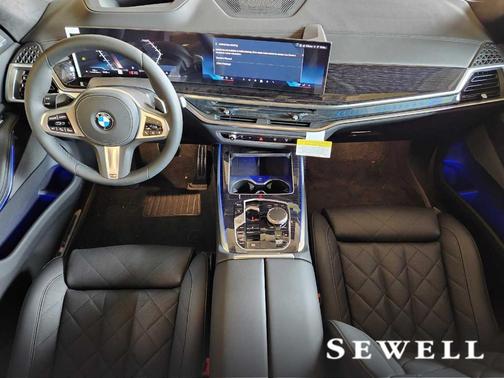 2025 BMW X7 xDrive40i