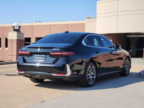 2024 BMW i5 eDrive40