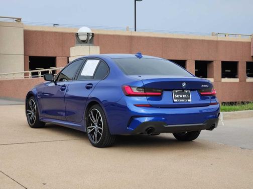 2022 BMW 330e 330e