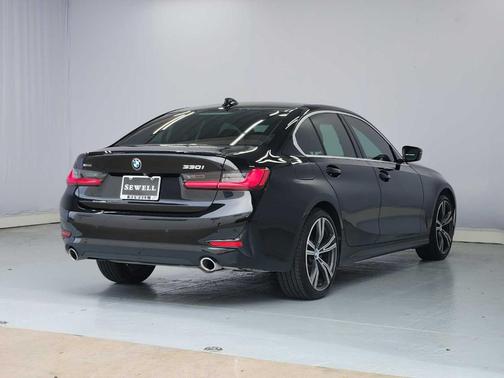 Jet Black 2020 BMW 330 i xDrive