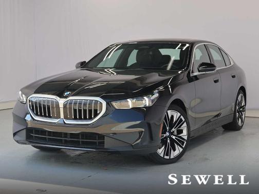 Black Sapphire Metallic 2026 BMW 530 i