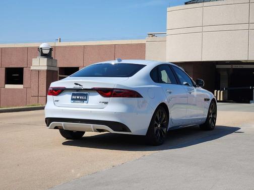 2021 Jaguar XF P300 R-Dynamic SE