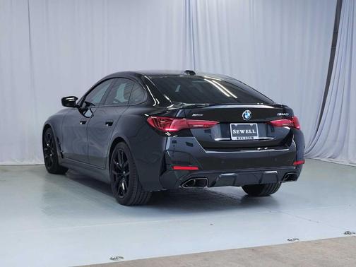Black Sapphire Metallic 2026 BMW M440 Gran Coupe i xDrive