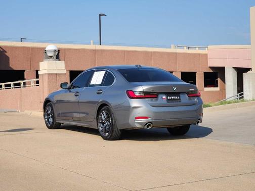 2025 BMW 330 i xDrive