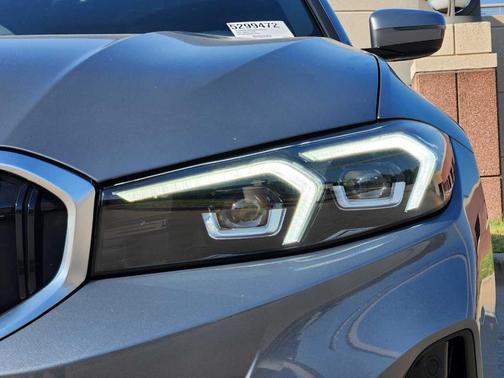 2025 BMW 330 i xDrive