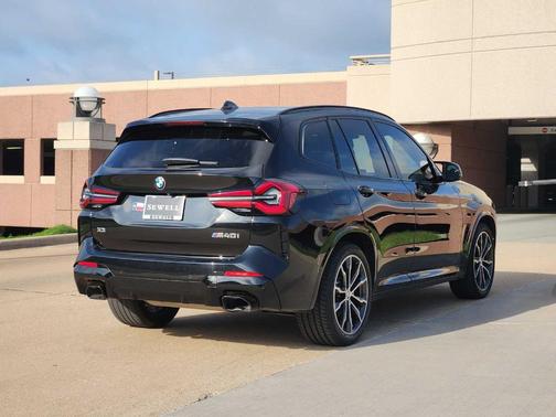 2023 BMW X3 M40i