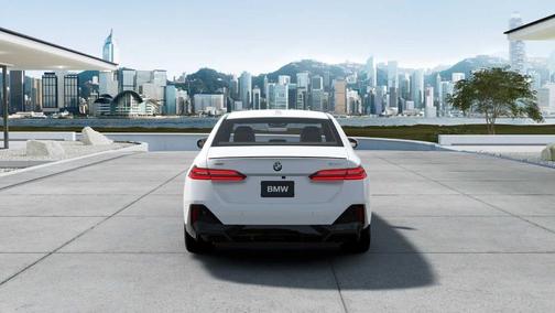 2026 BMW 530 i xDrive