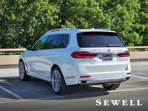 2026 BMW X7 xDrive40i
