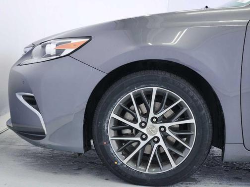 Nebula Gray Pearl 2017 Lexus ES 350 Base