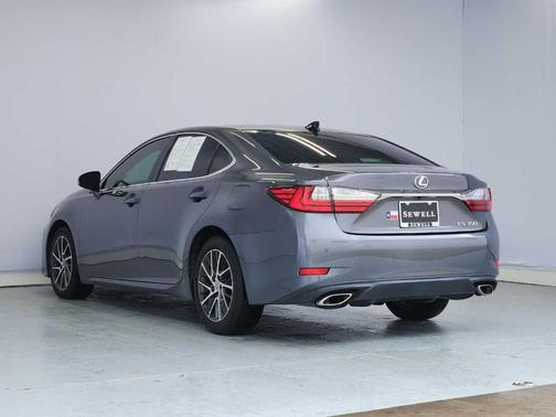 Nebula Gray Pearl 2017 Lexus ES 350 Base