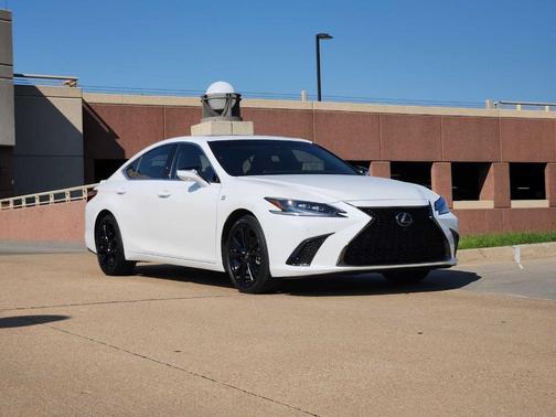 2023 Lexus ES 350 F SPORT Handling