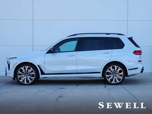 2026 BMW X7 M60i