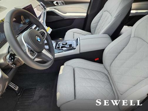 Tanzanite Blue II Metallic 2026 BMW X5 xDrive40i