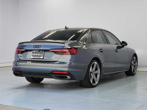 Daytona Gray Pearl Effect 2023 Audi A4 45 S line Prestige