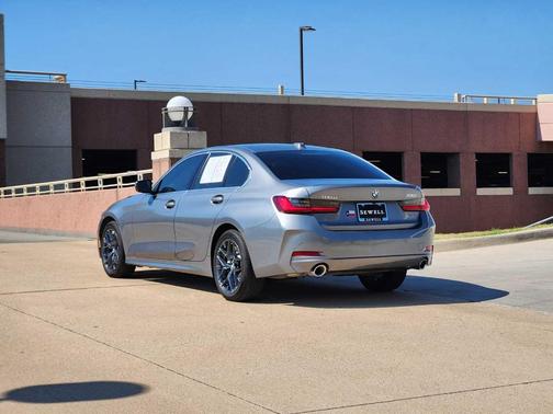 2025 BMW 330 i