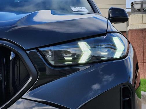 2024 BMW X6 xDrive40i