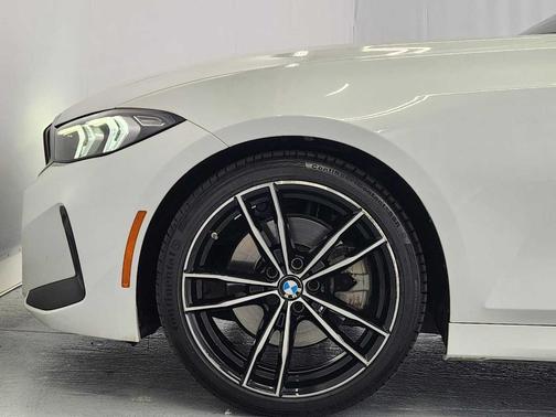 Mineral White Metallic 2023 BMW 330 i