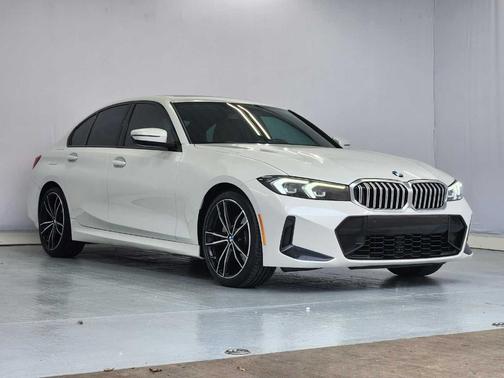 Mineral White Metallic 2023 BMW 330 i