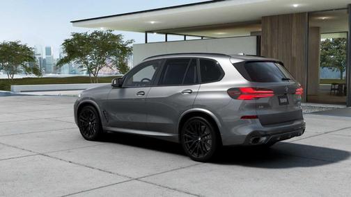 2026 BMW X5 M60i