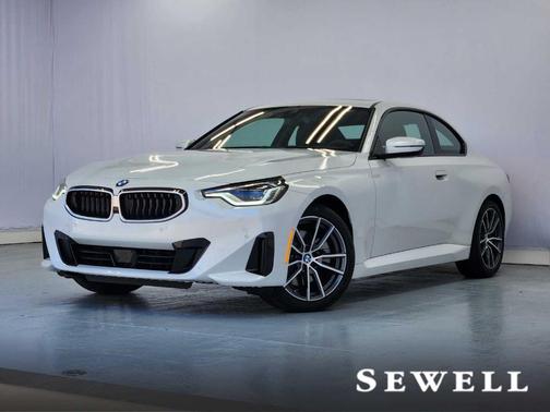 Mineral White Metallic 2025 BMW 230 i xDrive