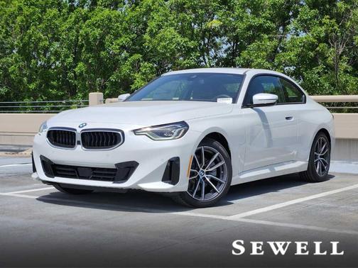 Mineral White Metallic 2025 BMW 230 i xDrive