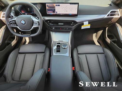 2025 BMW 330 i