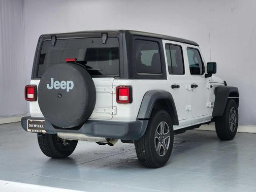 Bright White Clearcoat 2018 Jeep Wrangler Unlimited Sport