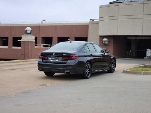 2023 BMW 530 i xDrive