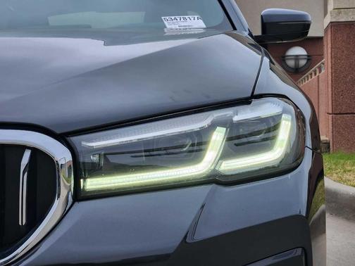 2023 BMW 530 i xDrive