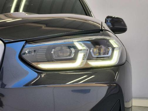 Dark Graphite Metallic 2023 BMW X3 xDrive30i