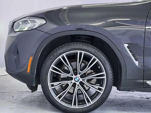Dark Graphite Metallic 2023 BMW X3 xDrive30i