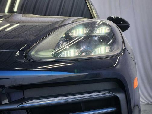 2019 Porsche Cayenne Base