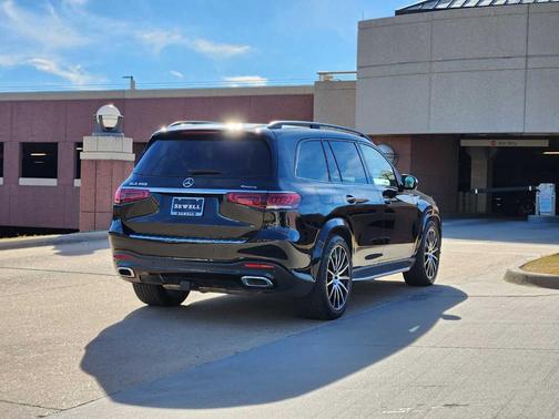 2023 Mercedes-Benz GLS 450 4MATIC
