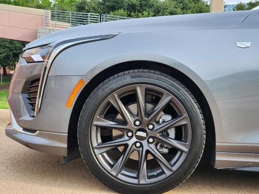 2022 Cadillac CT4 Sport