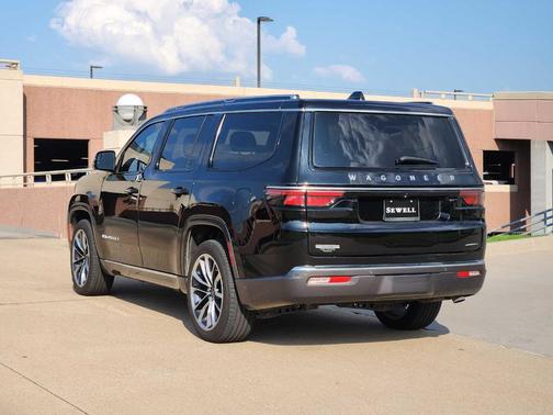2022 Jeep Wagoneer Series III