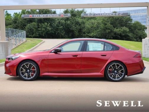 2026 BMW M5 Base