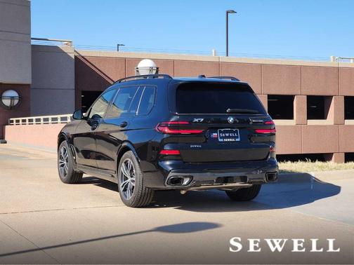 2026 BMW X7 xDrive40i