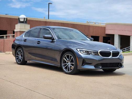 2020 BMW 330 i